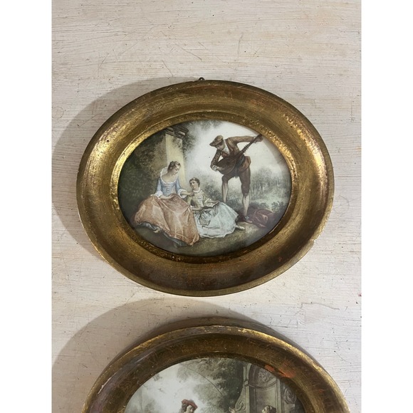 Vintage Set of 2 Oval Gold Framed Rococo Miniature Prints Courting Scenes Decor - Picture 2 of 6